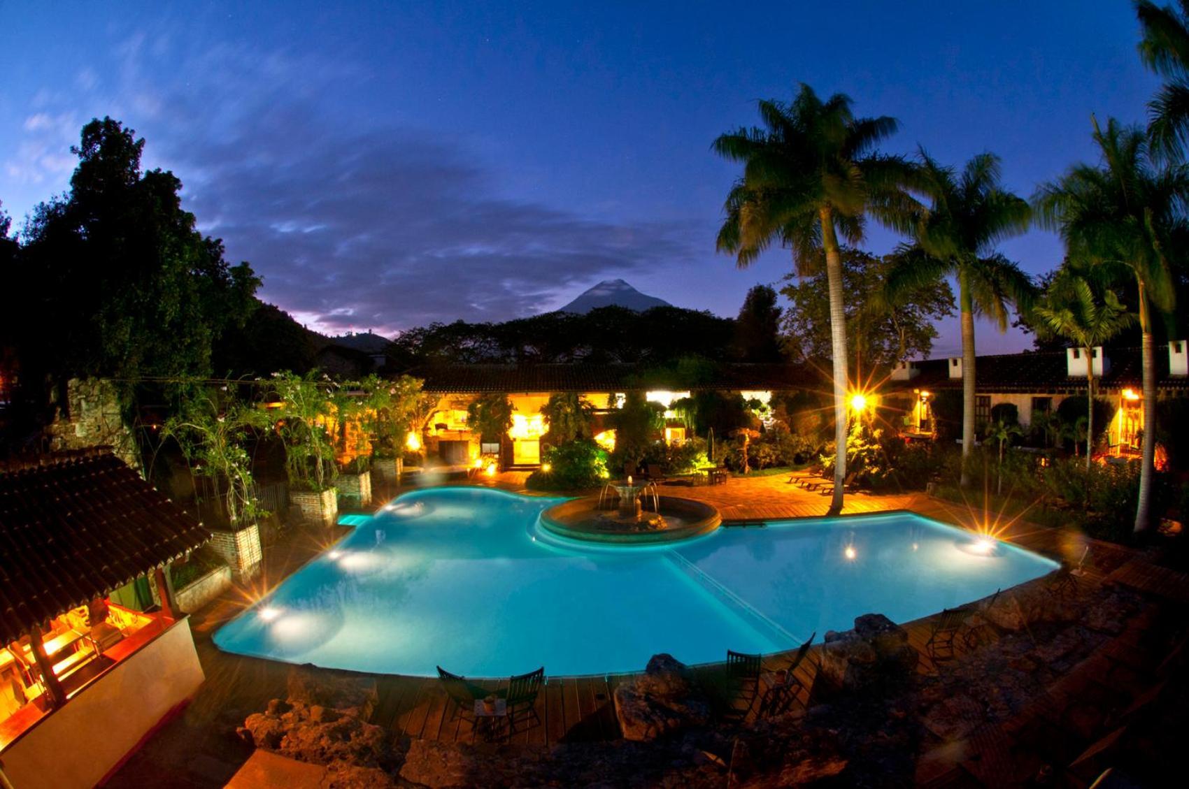โรงแรมมูเซโอ กาซา ซานโต โดมิงโก Antigua ภายนอก รูปภาพ