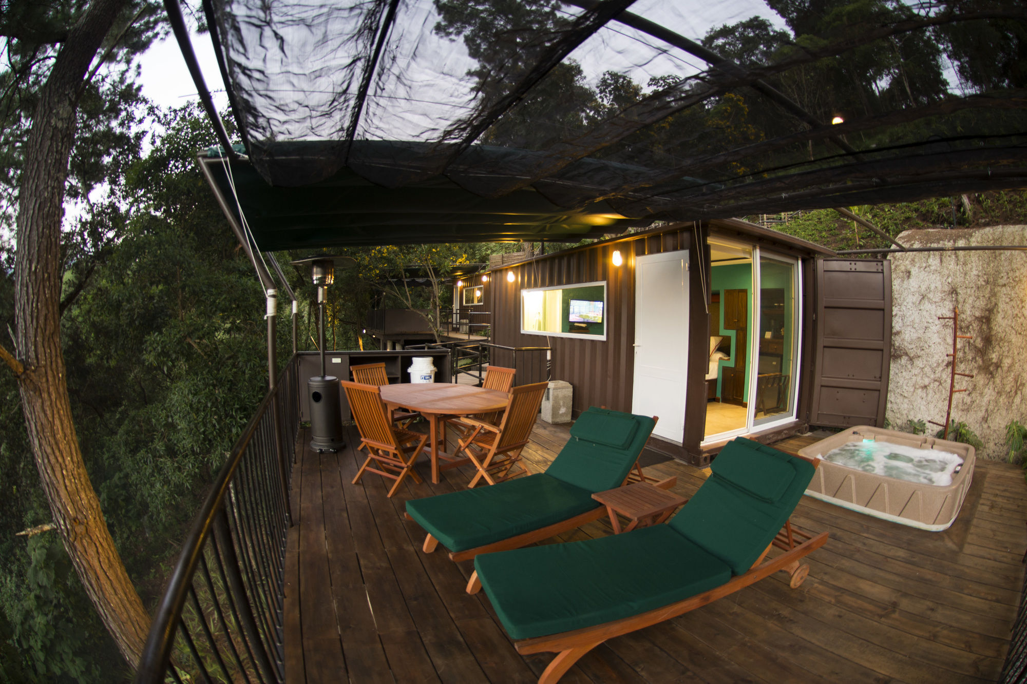 โรงแรมมูเซโอ กาซา ซานโต โดมิงโก Antigua ภายนอก รูปภาพ Treehouse interior