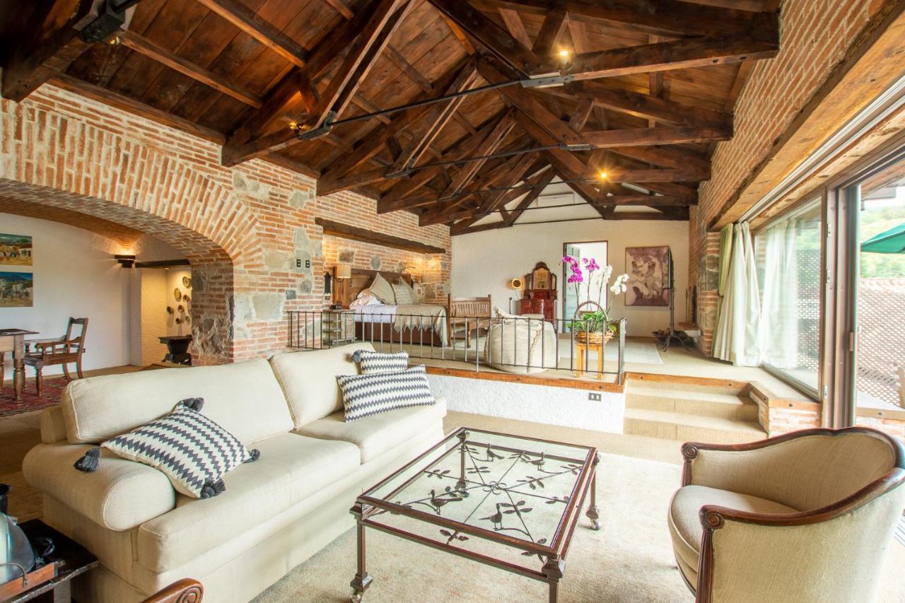 โรงแรมมูเซโอ กาซา ซานโต โดมิงโก Antigua ภายนอก รูปภาพ Interior of the house