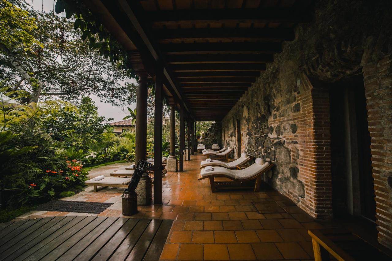 โรงแรมมูเซโอ กาซา ซานโต โดมิงโก Antigua ภายนอก รูปภาพ The spa at the Hotel Hacienda El Duende