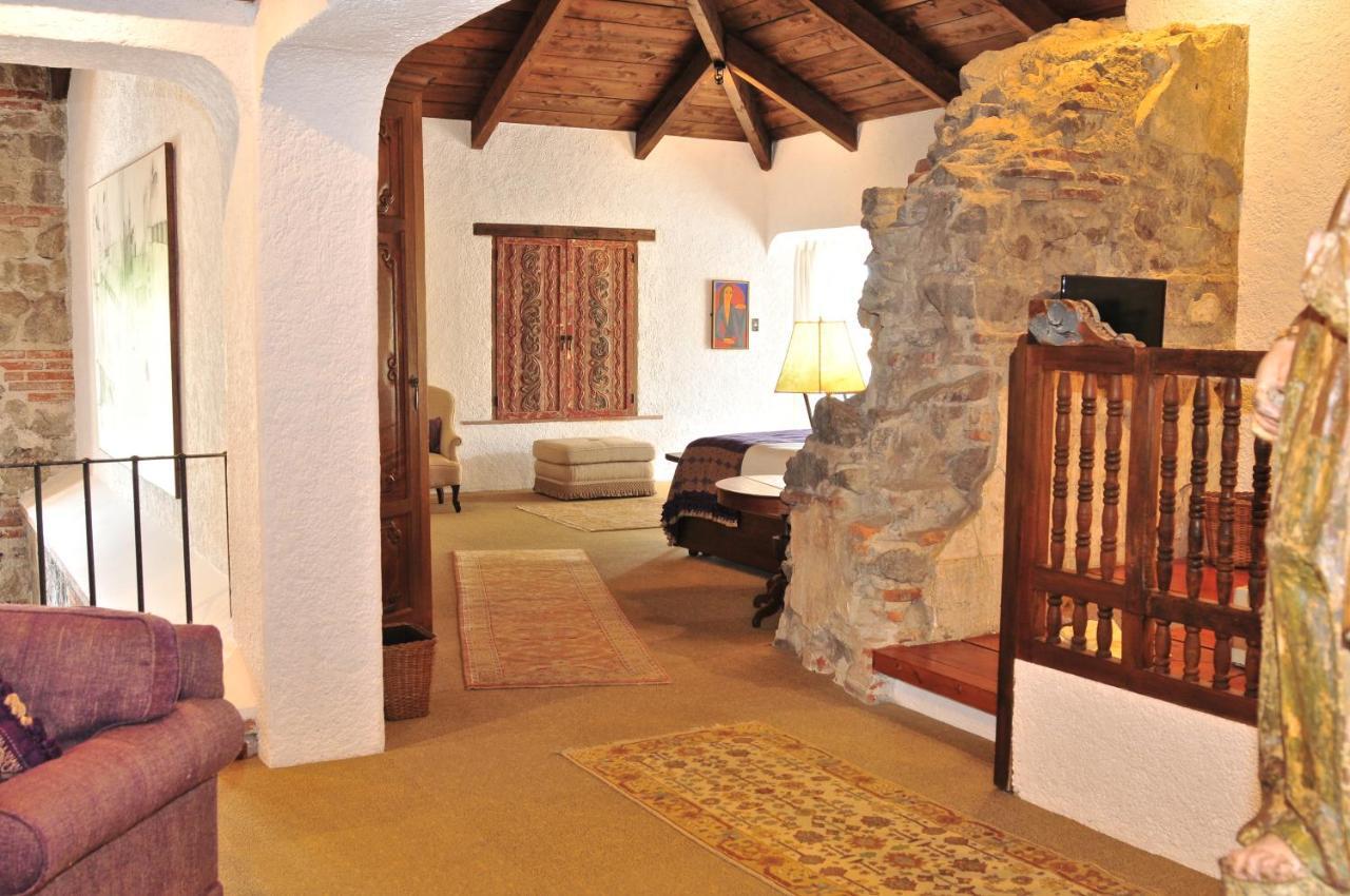 โรงแรมมูเซโอ กาซา ซานโต โดมิงโก Antigua ภายนอก รูปภาพ Interior of the house